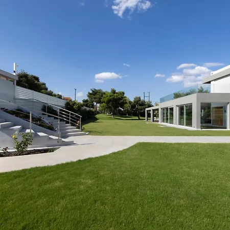 Utopia Grand Villa, A 6.000m2 Private Estate, By Thinkvilla