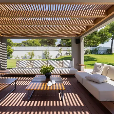 Utopia Grand Villa, A 6.000m2 Private Estate, By Thinkvilla *