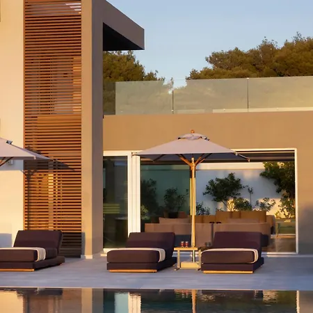Villa Utopia Grand Villa, A 6.000m2 Private Estate, By Thinkvilla *
