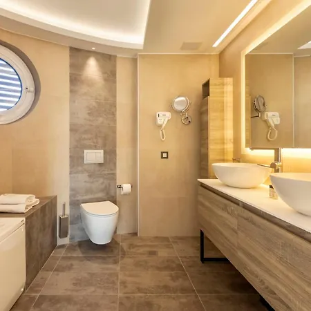 Utopia Grand Villa, A 6.000m2 Private Estate, By Thinkvilla